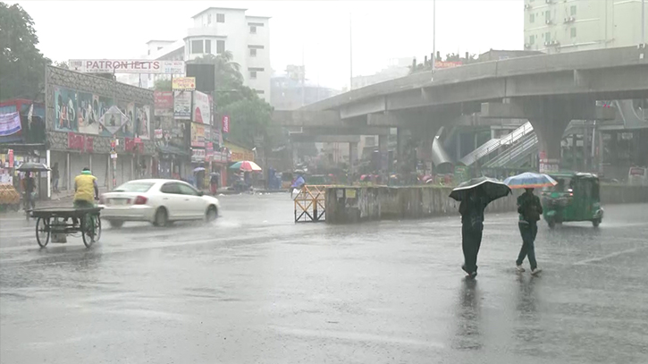 আগামী ২৪ ঘণ্টায় বৃষ্টি হতে পারে ৩ বিভাগে  